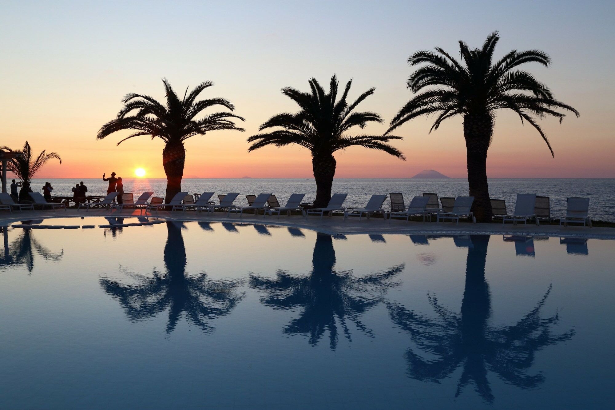 Hotel Villaggio Cala Di Volpe Capo Vaticano Exteriör bild
